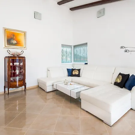 Villa Dea *